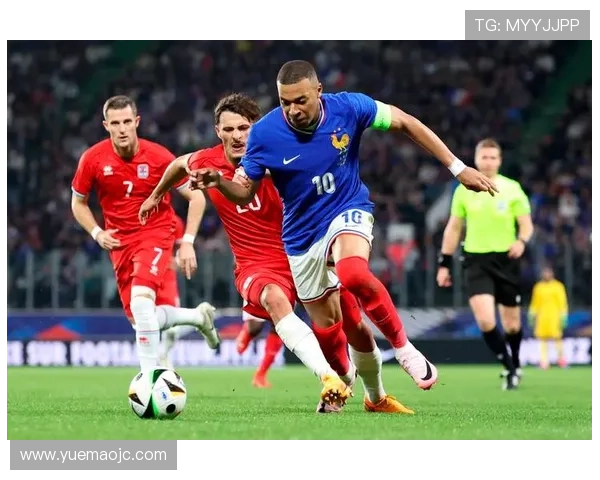 卢森堡足球明星盘点及其在国际赛场上的表现与成就