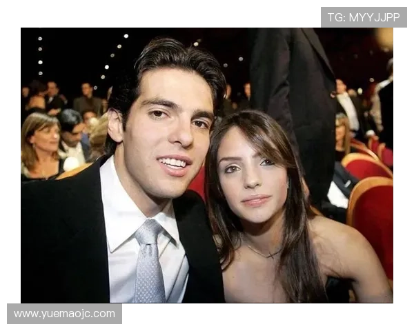 欧美足球明星的奢华生活与训练背后的真实故事揭秘